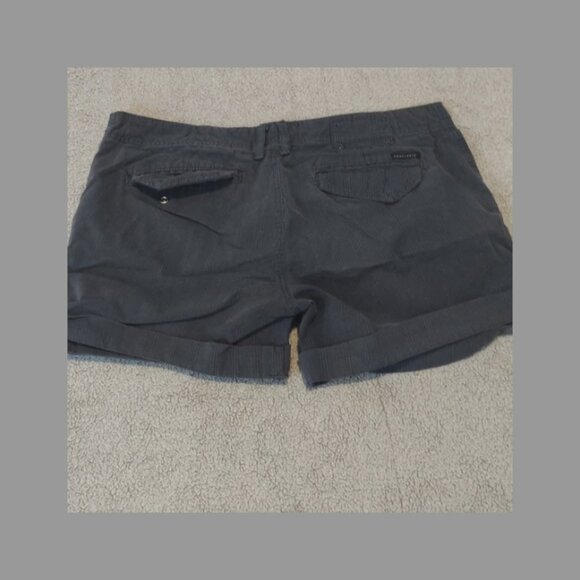 Sanctuary Clothing Los Angeles Relax Fit Blue/Gray Shorts Size Small GUC #M-104 - Picture 2 of 6